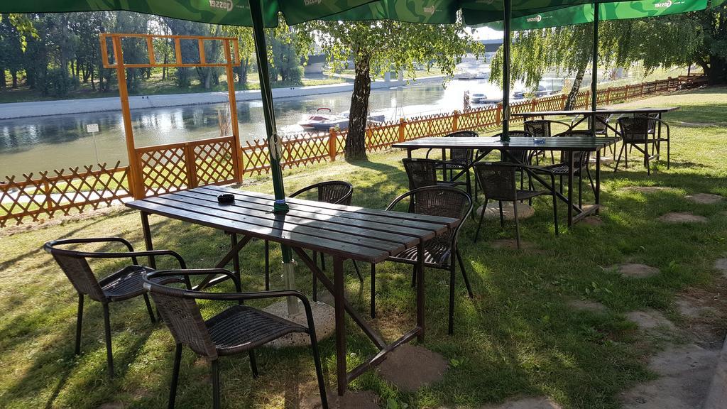 Amstel Hattyu Panzio -Erintesmentes Bejelentkezes Yanıkkale Dış mekan fotoğraf